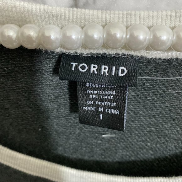 Torrid Plus Size Long Sleeve Gray T-Shirt - Picture 4 of 4